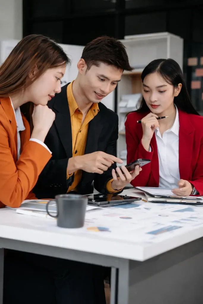 business-team-working-on-a-project-in-the-office-o-2026-01-07-01-03-12-utc business-team-working-on-a-project-in-the-office-o-2026-01-07-01-03-12-utc